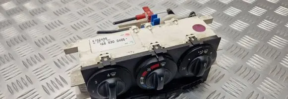 Mercedes-Benz A W168 Climate control unit K102498 1688300485 4797H9399