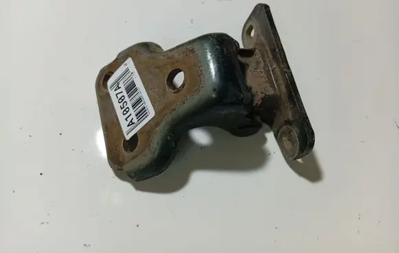 Land Rover Freelander Rear door lower hinge