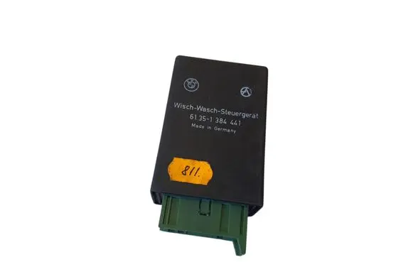 BMW 5 E34 Window wiper relay 1384441 61351384441
