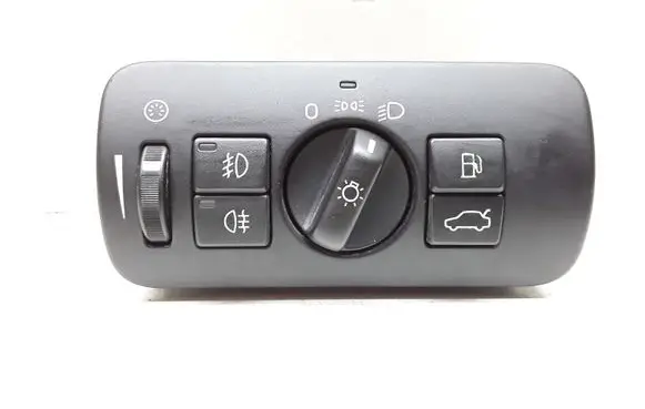 Volvo V70 Light switch 30739414