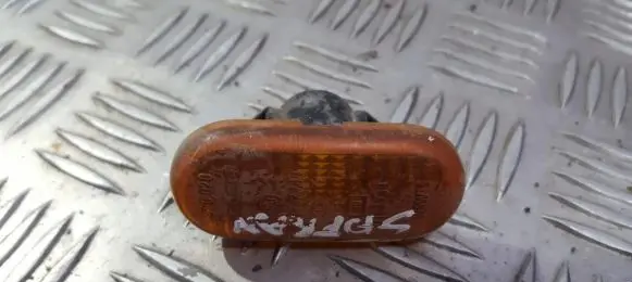 Renault Safrane Front fender indicator light