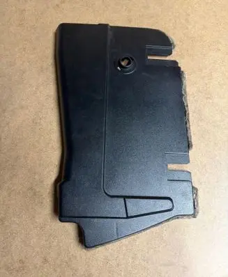 BMW 5 E39 Foot area side trim 8159734