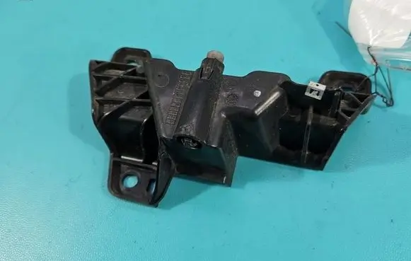 Skoda Octavia Mk4 Other engine bay part 5E3807989 IMPRK1581181