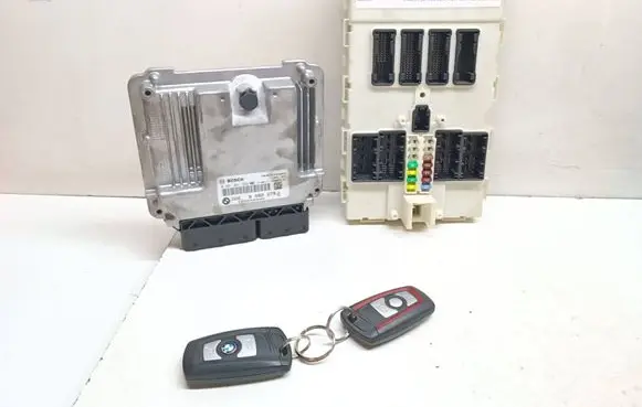 BMW 3 F30 F35 F31 Engine ECU kit and lock set 8582279 0281031299 9366413