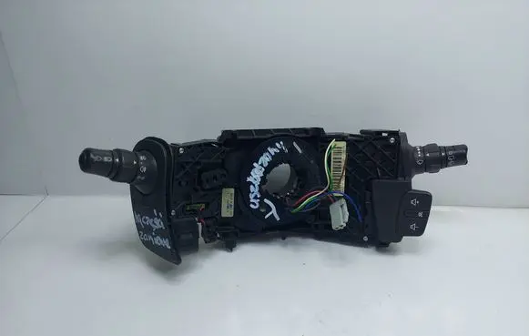 Renault Scenic II - Grand scenic II Wiper turn signal indicator stalk/switch 8200127727