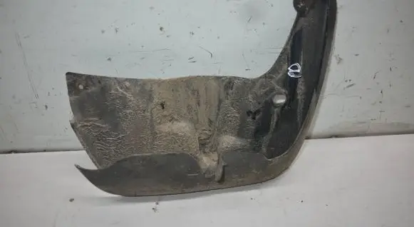 Citroen C3 Picasso Front mudguard 9685672080
