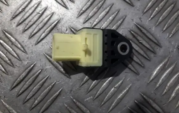 Toyota RAV 4 (XA30) Airbag deployment crash/impact sensor 8983128020 727e5jg1m