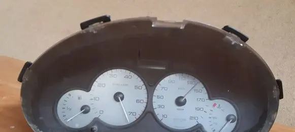 Peugeot Partner Speedometer (instrument cluster) 9662745380 7453