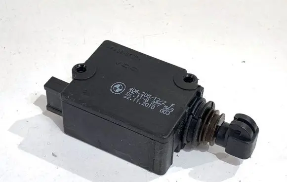 BMW 5 E39 Tailgate boot lock/latch motor 8377569