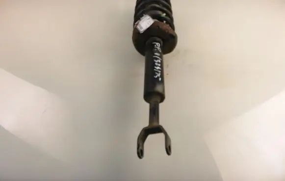 Volkswagen PASSAT B5.5 Front shock absorber with coil spring MGA5559