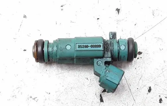 Hyundai i20 (PB PBT) Fuel injector 3531003000