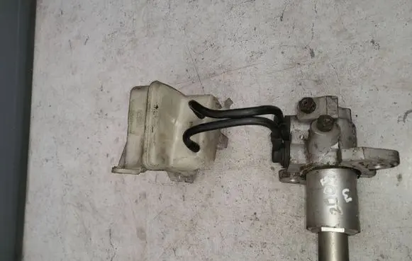 Land Rover Freelander Master brake cylinder 7447124315