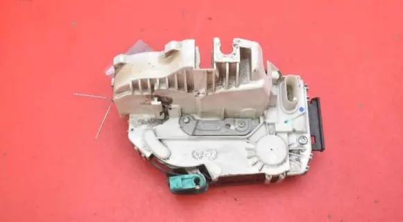 Chrysler Sebring (JS) Rear door lock 04589425ACA
