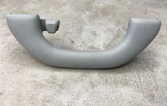 Volkswagen PASSAT B6 Rear interior roof grab handle 1K0857607J
