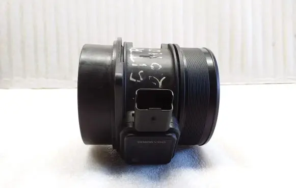 Peugeot 407 Mass air flow meter 9645948980