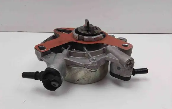 Ford Kuga II Vacuum pump 16T0311134 9674192280