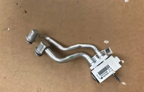 Audi Q8 Air conditioning (A/C) pipe/hose