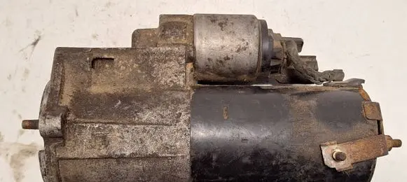 Skoda Superb B5 (3U) Starter motor 1005831442