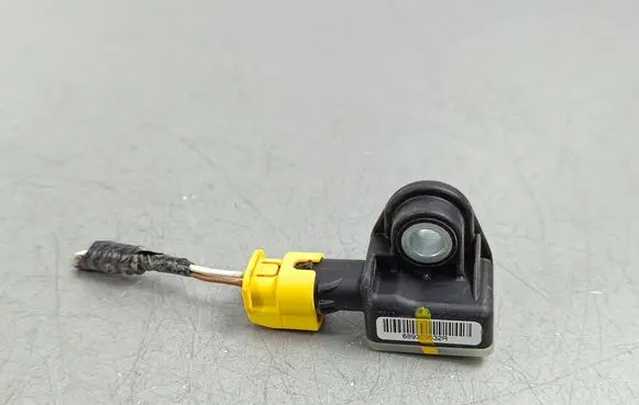 MG ZS Airbag deployment crash/impact sensor 2953 230708 10166240