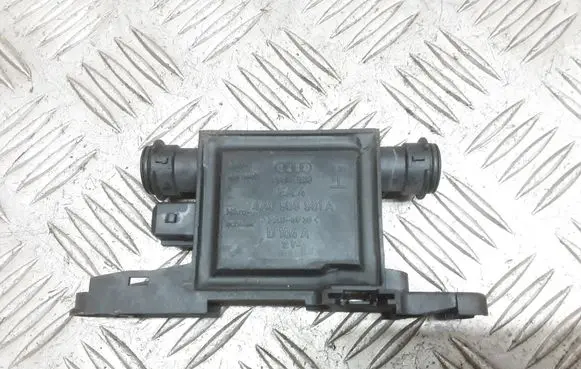 Audi A3 S3 8L Door central lock control unit/module 4A0959981A