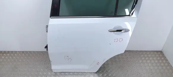 KIA Sportage Rear door