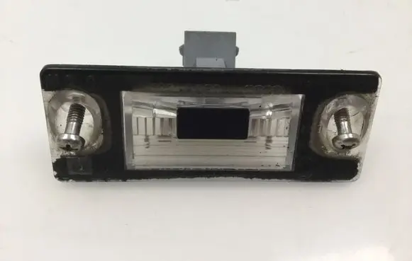 Audi A3 S3 8L Number plate light 8D9943021