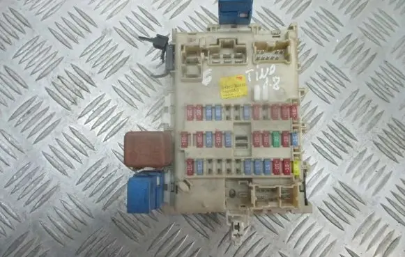 Nissan Almera Tino Fuse box set 24350BU210