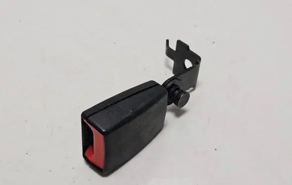 BMW X6 M Rear seatbelt buckle 7171197 6080313J5D 2S052012