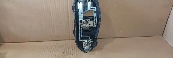 Toyota Aygo AB10 Tail light bulb cover holder 25679009 25679009L