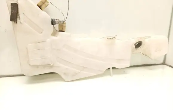 Windshield washer fluid reservoir/tank