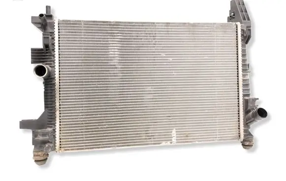 Ford Focus Coolant radiator CC618005VA CV618C342VA