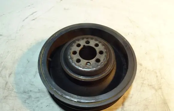 Audi A6 S6 C5 4B Crankshaft pulley 059105251M