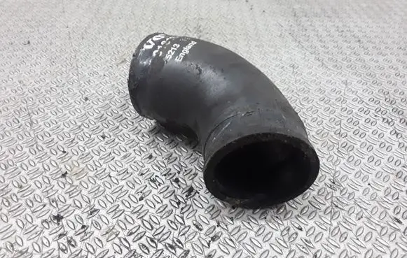 Volvo S70 V70 V70 XC Intercooler hose/pipe 9161889