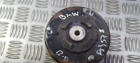 Coil spring mount