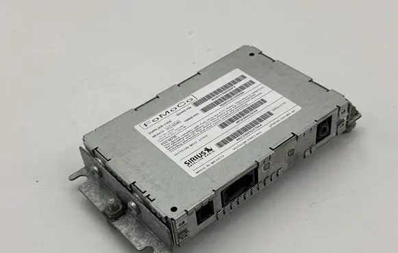 Jaguar XK - XKR HiFi Audio sound control unit 6W8319A028AF 6W8314C340AB 023504924786