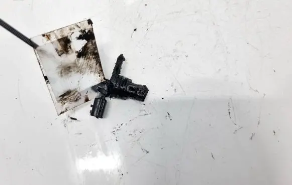 Camshaft position sensor