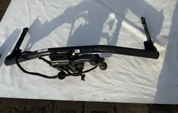 Audi A3 S3 8V Tow bar set 8V3800495A 8V0971124B 8V0971124