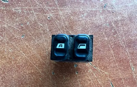 Peugeot 406 Electric window control switch