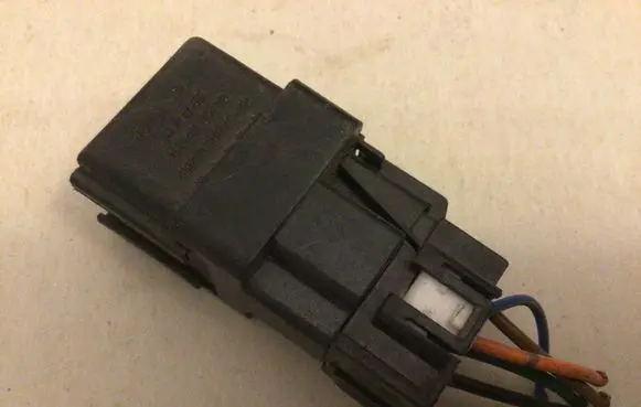 Nissan Primera Other relay 252309F910