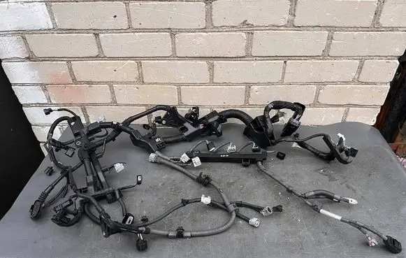 Toyota C-HR I Engine installation wiring loom 82121F4070 V022017