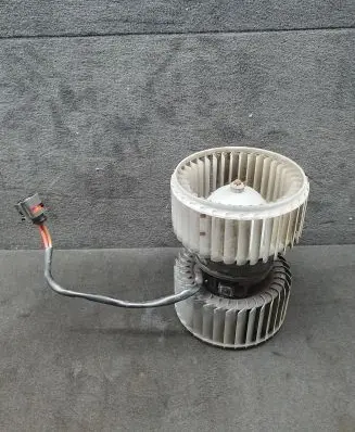 Audi A8 S8 D3 4E Heater fan/blower 0130111047