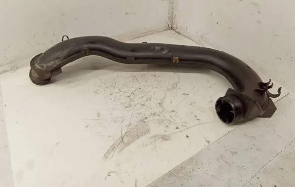 Ford Kuga I Intercooler hose/pipe AV619C623B