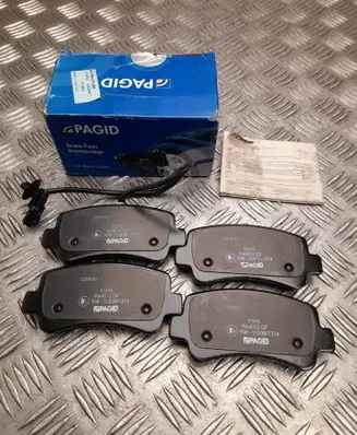 Opel Movano B Brake pads (rear) LP2191