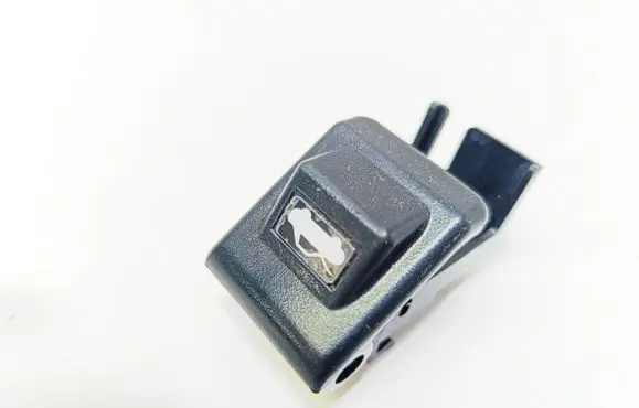 Mazda CX-3 Engine bonnet (hood) release handle