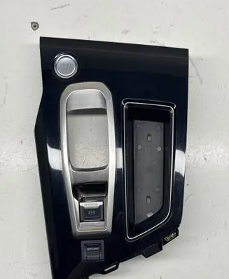 Peugeot 5008 II Gear shifter surround trim plastic 9815049277