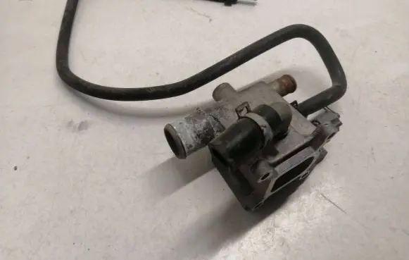 Ford Mondeo Mk III Engine coolant pipe/hose 1S768K556AH