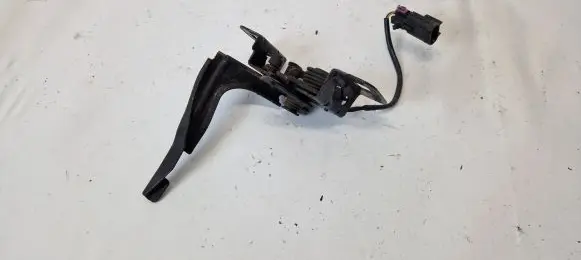 Saab 9-5 Engine bonnet/hood lock/latch loop/hook 12847427