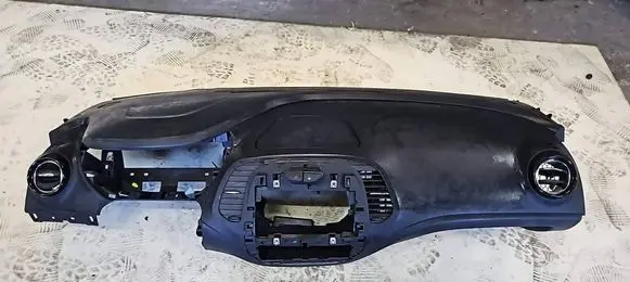 Renault Captur Dashboard PPTD20 00134339 623704500E