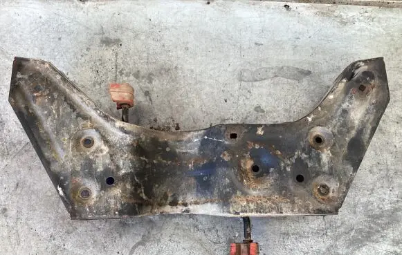 Volkswagen Polo IV 9N3 Front subframe