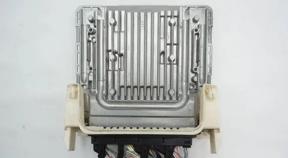 BMW 5 F10 F11 Engine control unit/module ECU 7614366